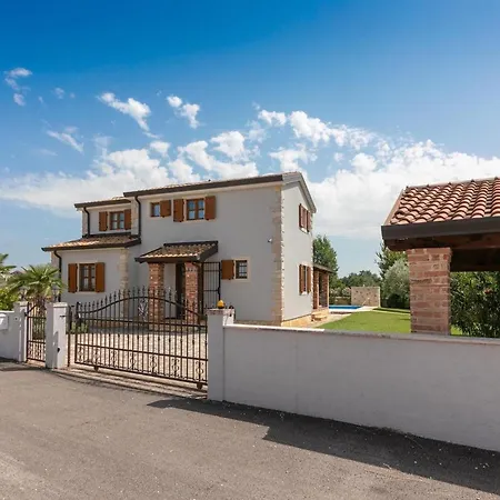 Shirin * بوريتش